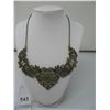 Image 1 : COSTUME JEWELRY NECKLACE - FILIGREE DESIGN