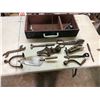 Image 4 : LOT OF OLD TOOLS IN BOX