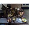 Image 1 : ASSORTED COPPER AND BRASS ITEMS
