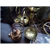 Image 5 : ASSORTED COPPER AND BRASS ITEMS