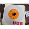 Image 2 : (35) COUNTRY AND WESTERN 45 RPM RECORDS