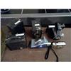 Image 1 : 6 OLDER VINTAGE CAMERAS