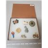 Image 1 : 8 BROOCH'S