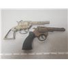Image 1 : YOUNG BUFFALO BILL METAL CAP GUN AND # 962 8 SHOT GUN