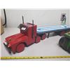 Image 3 : WOOD CRIB BOARD SEMI AND WOODEN TRACTOR