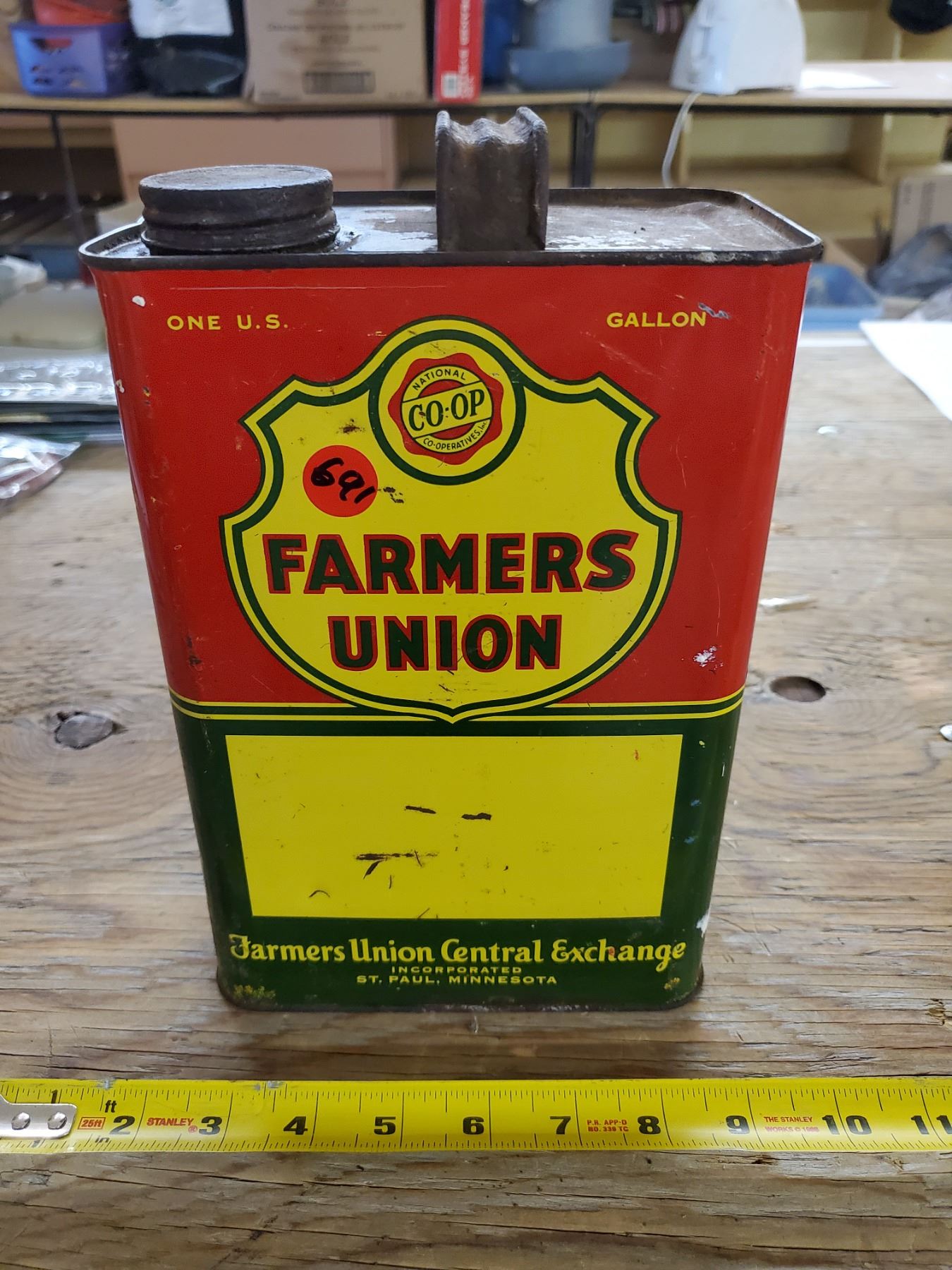 FARMER'S UNION COOP GALLON OIL CAN