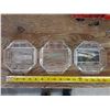 Image 1 : 3 X GLASS ASHTRAYS