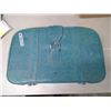 Image 1 : BLUE PLEATHER SUITCASE