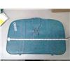 Image 2 : BLUE PLEATHER SUITCASE