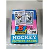 Image 1 : BOX OF HOCKEY CARDS (UNOPENED PACKAGES)
