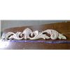 Image 2 : MAPLE WOOD ORNATE MOUNT FOR ABOVE WINDOW