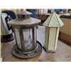 Image 3 : 2 BIRD FEEDERS