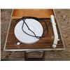 Image 1 : PORTABLE 45/33 RECORD PLAYERS IN CASE (NEEDS NEEDLE)
