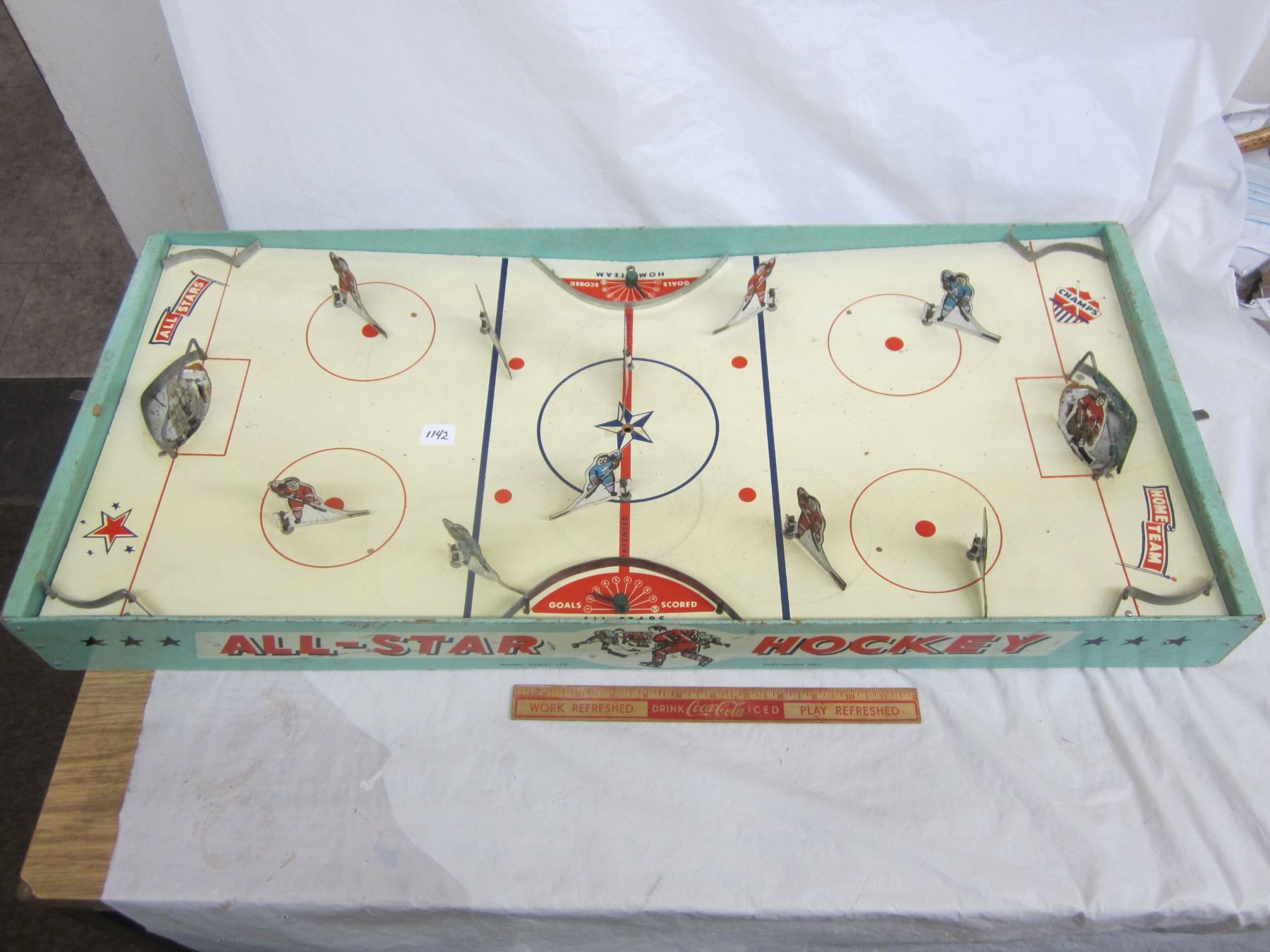 VINTAGE ALL STAR TABLE TOP HOCKEY GAME