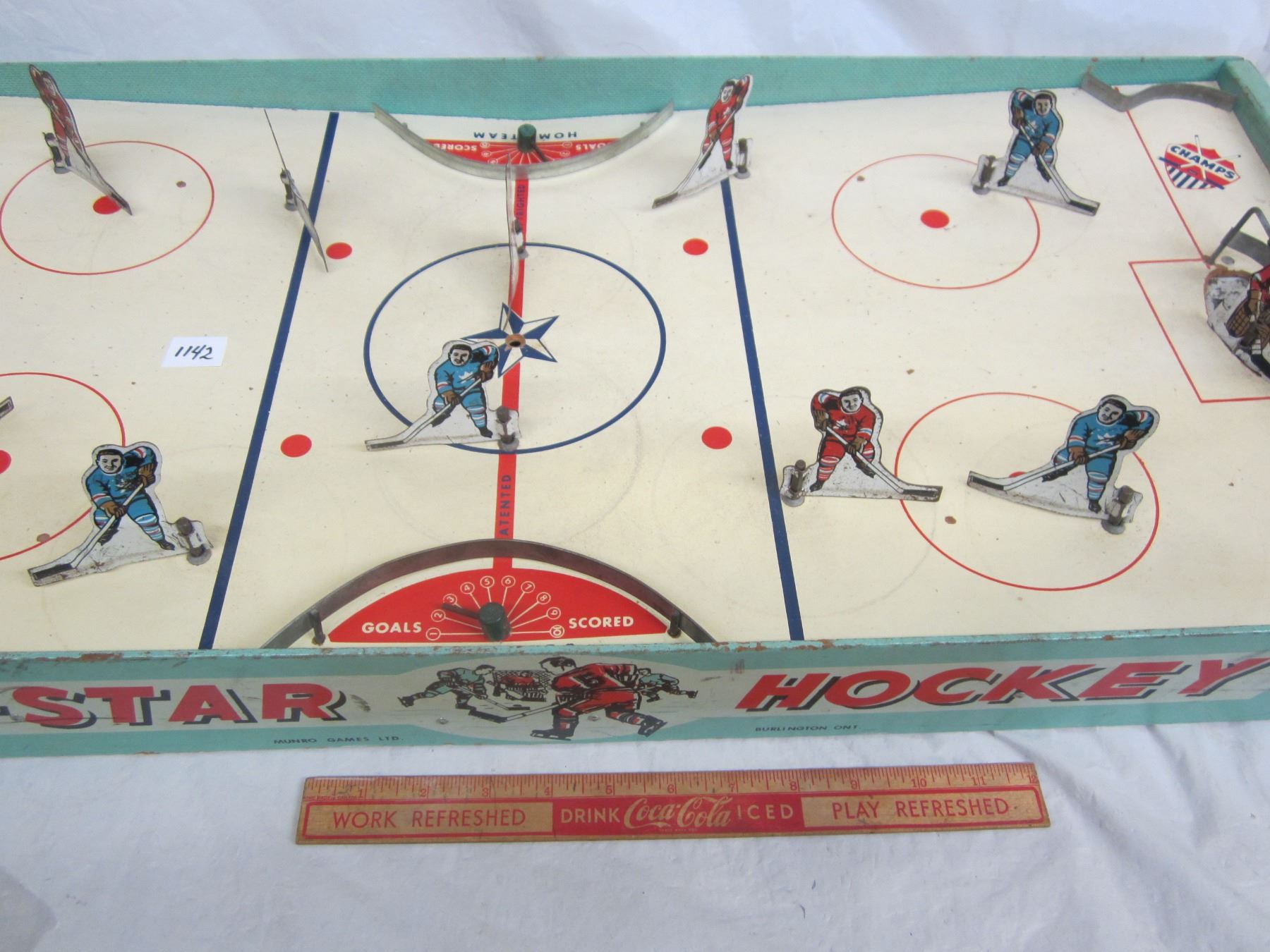 VINTAGE ALL STAR TABLE TOP HOCKEY GAME