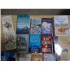 Image 2 : Lot of Books - Nora Roberts and other Authors