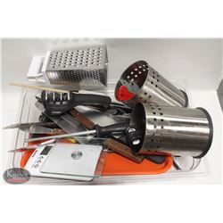 K41) BAILIFF SEIZURE: FULL SIZE POLY CARB INSERT