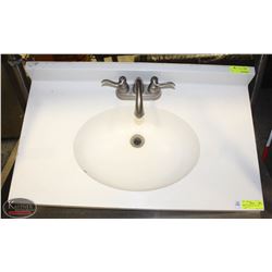 CAST METAL SINGLE SINK 18.5" X 31" X 9"