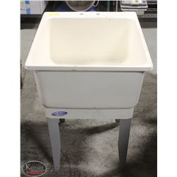 LAUNDRY SINK W/ LEGS
