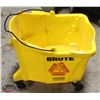Image 1 : RUBBERMAID COMMERCIAL MOP BUCKET W/ NO WRINGER