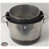 Image 1 : LOT OF 2 ALUMINUM STOCK POTS. 26QT & 16QT
