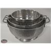 Image 1 : LOT OF 3 ASSORTED SIZE ALUMINUM COLANDERS