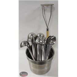 SOUP INSERT FULL OF ASSORTED SLOTTED & PERFORATED