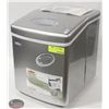 Image 1 : SALTON COUNTER TOP ICE MAKER