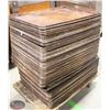 Image 1 : STACK OF APPROX 60 FULL SIZE ALUMINUM BUN PANS