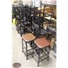 Image 1 : 12 METAL BARHEIGHT CHAIRS W/ VINYL SEATS