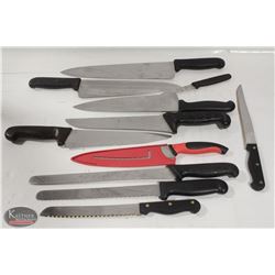 LOT OF ASSORTED KITCHEN KNIVES INCL: CHEF'S KNIVES