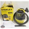 Image 1 : STANLEY ONE GALLON PORTABLE WET/DRY VAC