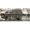 Image 2 : STAINLESS STEEL 3-WELL SINK W/ FAUCET & TWO