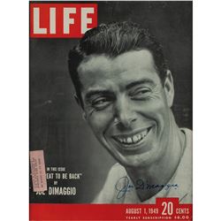 Joe DiMaggio Signed Magazine