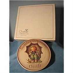 M.I.Hummel Smiling Through Plaque #690 #1279403