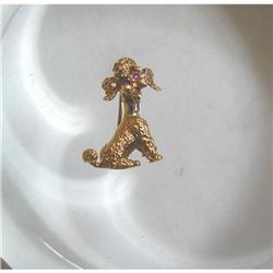 18K YELLOW GOLD TEXTURED POODLE PIN/RUBY EYES #1287088