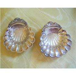 PAIR of VINTAGE SHEFFIELD SHELL-SHAPE 6 1/4  #1287109