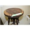 Image 2 : Clawfoot Piano Stool