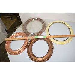 Oval Picture Frames