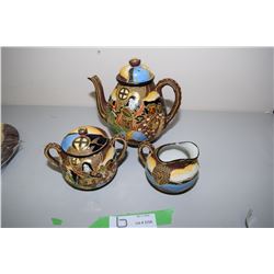 Japanese authentic antique hand painted gold trim Satsuma circa 1900 Teapot Sugar/Creamer Dish w Chi