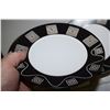 Image 2 : 8 Black Pattern Plates