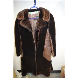 Saskatoon Fur? Coat (NO SIZE)