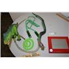 Image 1 : Toy Snakes, ETCH-A-Sketch and etc.