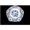 Image 2 : Meissen Porcelain Blue Onion Pattern Cake Stand