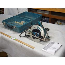 Makita 7.25" Circular Saw w/ Case Working & Manuals