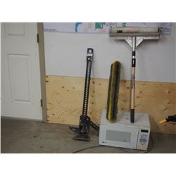 GE microwave, Jack (missing handle), adjustable hand paint roller