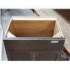 Image 2 : Vanity sink cabinet 2 door (27" X 22" X 34.5")