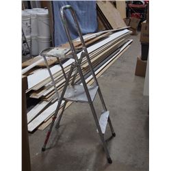 55" Metal folding step ladder