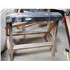 Image 2 : 2 wooden saw horses