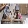 Image 4 : 2 wooden saw horses